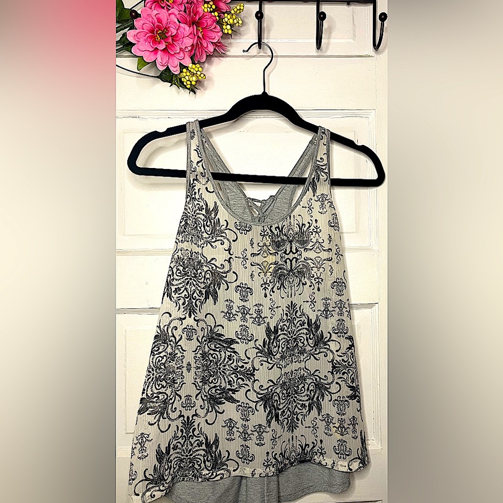 Grey tie Racerback tank top. Brand: Princess Vera Wang Size: Juniors Large